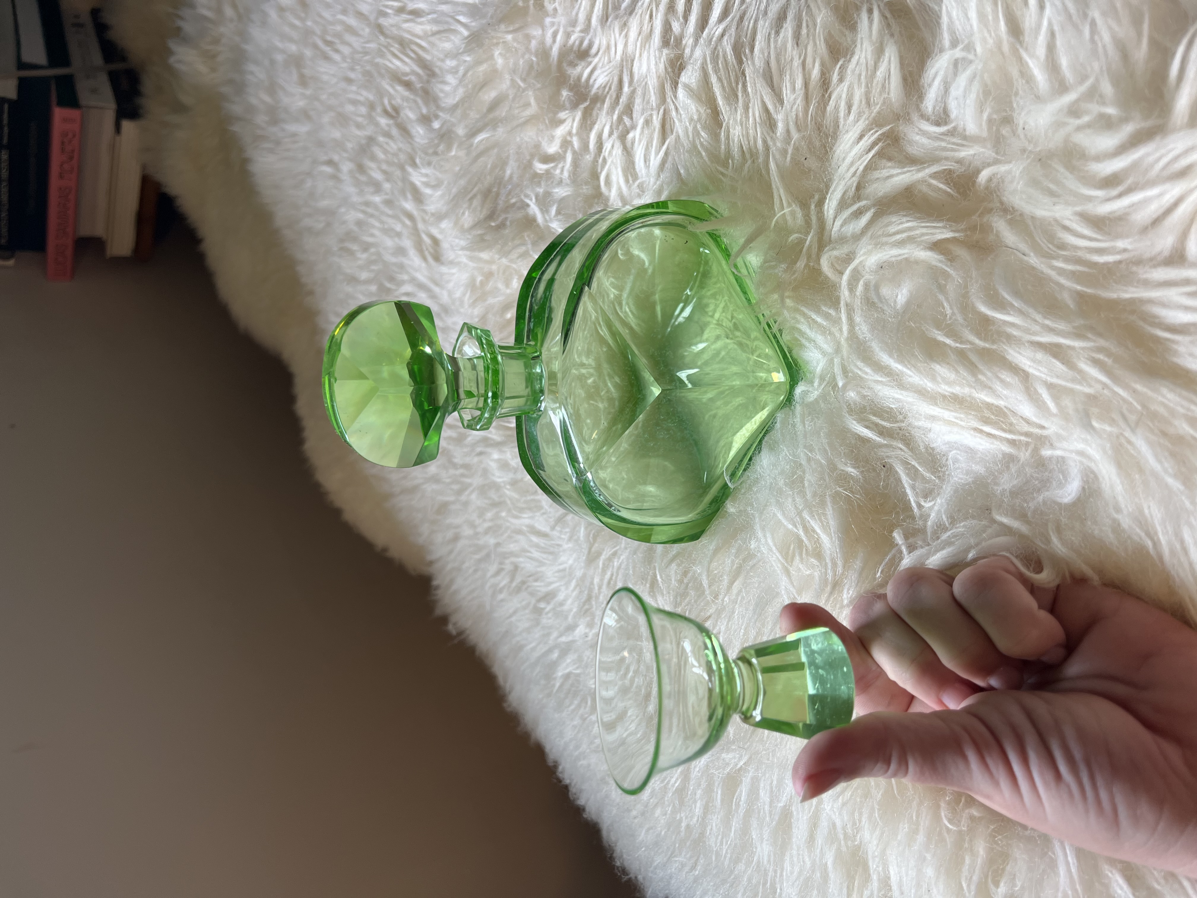 Green-decanter